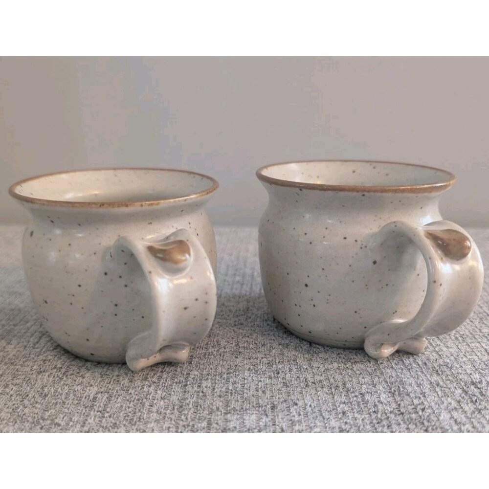 Pair of Wheat Themed Stoneware 200ml Capacity Cups/Mini Mugs, Signed "BFW", EUC - Picture 2 of 6